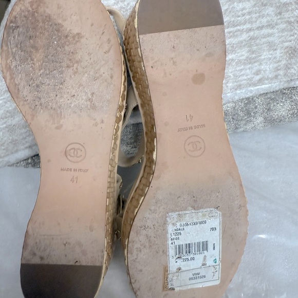 Chanel lamb skin gold chain CC Platform sandals - Picture 8 of 8